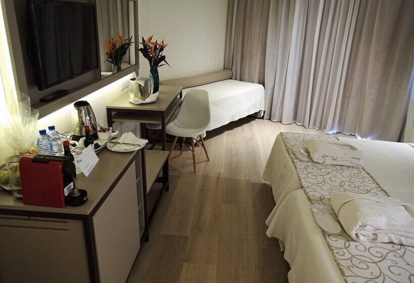 اتاق لوکس با چشم‌انداز دریا, Venus Beach