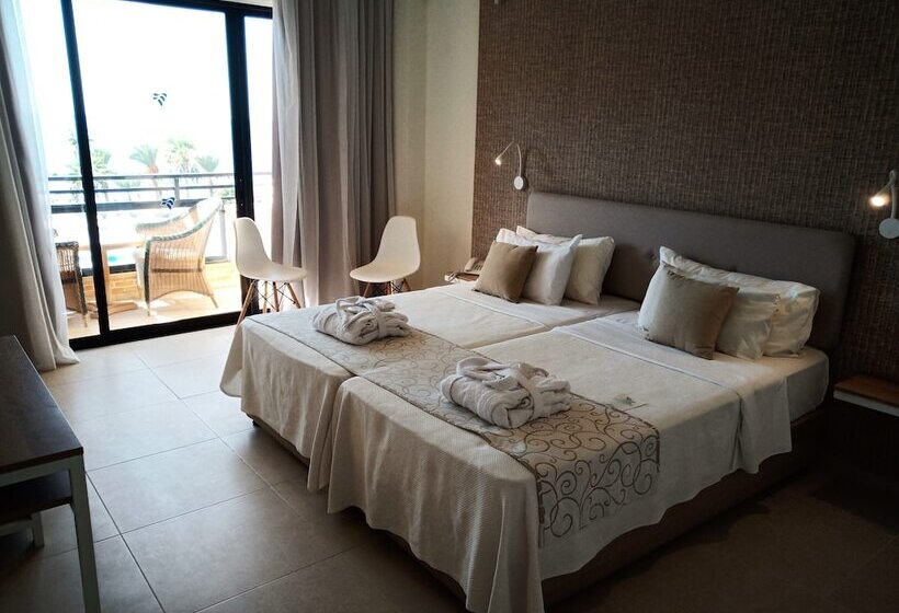 Familien Suite, Venus Beach  Paphos