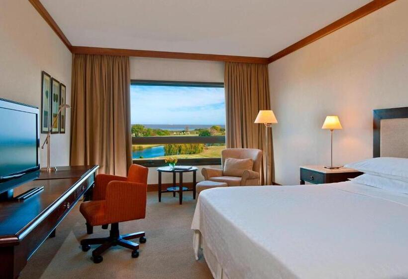 Quarto Standard Cama King, Sheraton Colonia Golf & Spa Resort