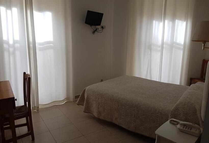 اتاق استاندارد با چشم‌انداز شهر, Hostal Centro