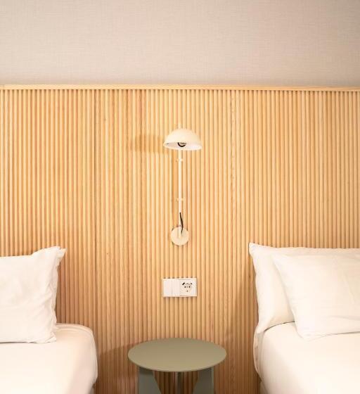 Economy Triple Room, Dos Rios Origen