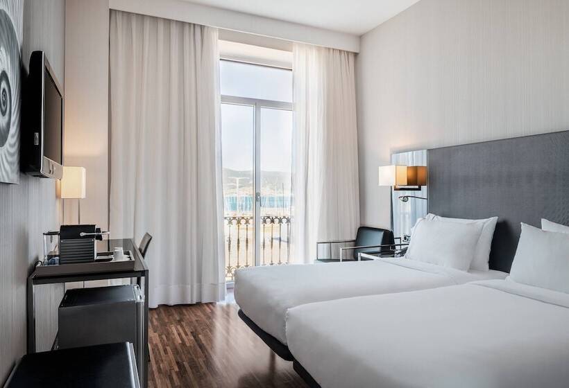 اتاق استاندارد با چشم‌انداز دریا, Ac Hotel Palacio Universal By Marriott