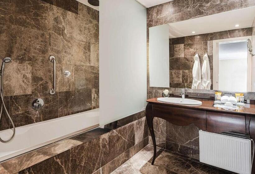 اتاق لوکس, Anantara New York Palace Budapest   A Leading Hotel Of The World