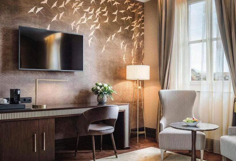 Quarto deluxe, Anantara New York Palace Budapest  A Leading  Of The World