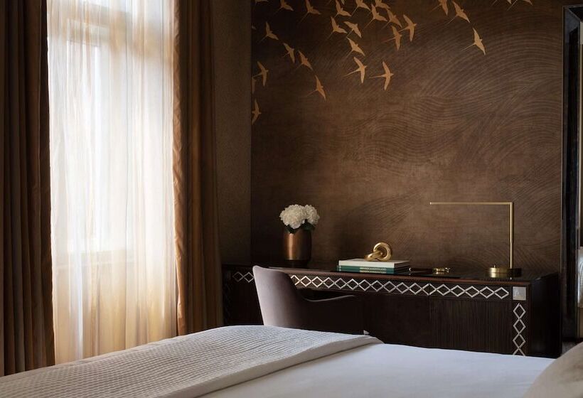 اتاق لوکس, Anantara New York Palace Budapest   A Leading Hotel Of The World