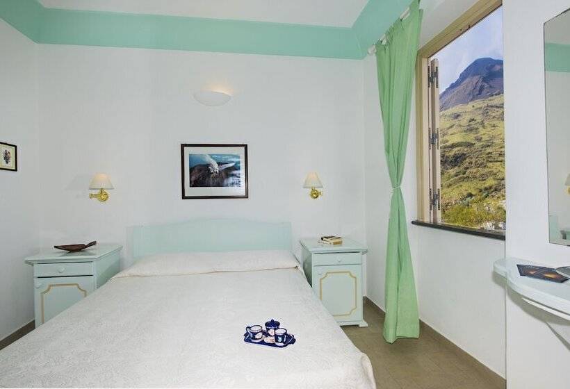 اتاق استاندارد با چشمانداز, Ossidiana Stromboli Center