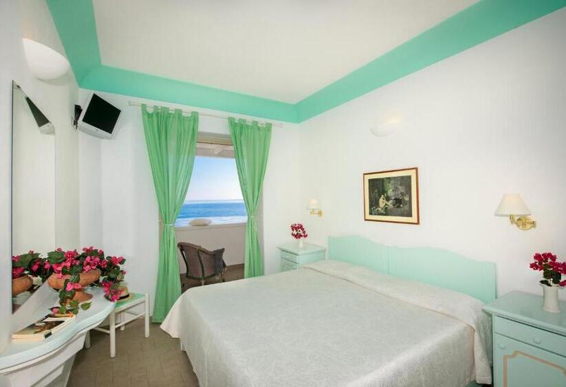 اتاق لوکس با چشمانداز دریا, Ossidiana Stromboli Center