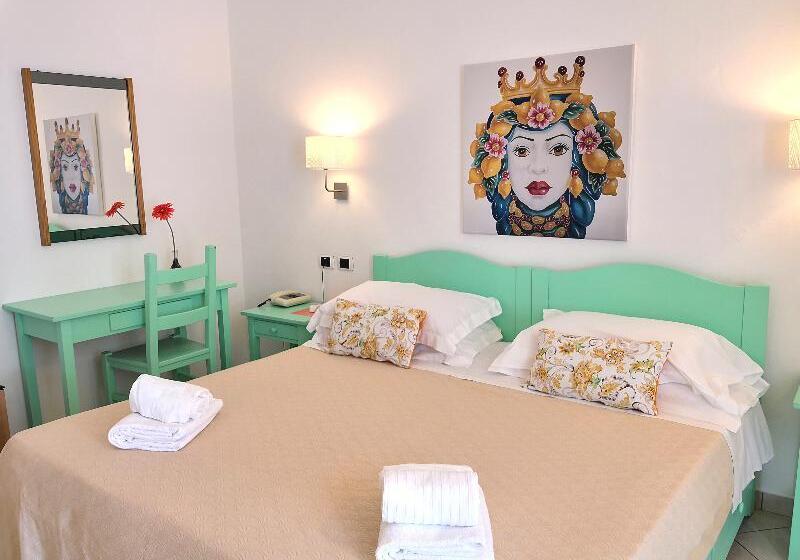 اتاق استاندارد, Ossidiana Stromboli Center