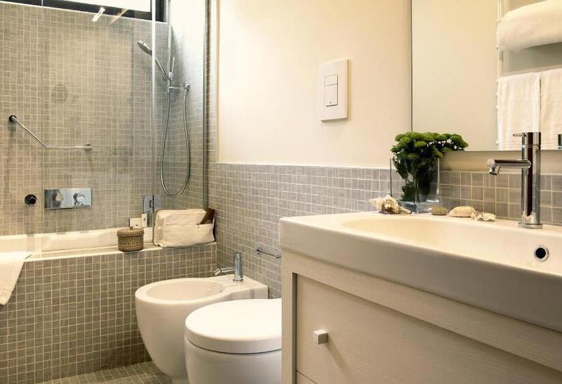 ویلای 3 خوابه, Roccamare Resort   Ville E Appartamenti
