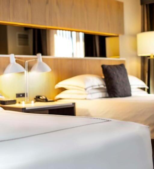 اتاق لوکس, The Yorkville Royal Sonesta Hotel Toronto