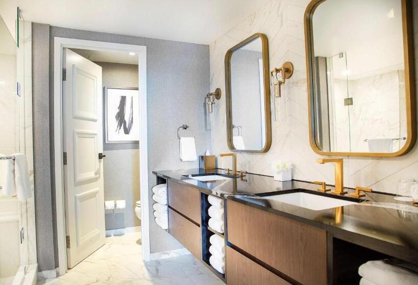 سوییت, The Yorkville Royal Sonesta Hotel Toronto