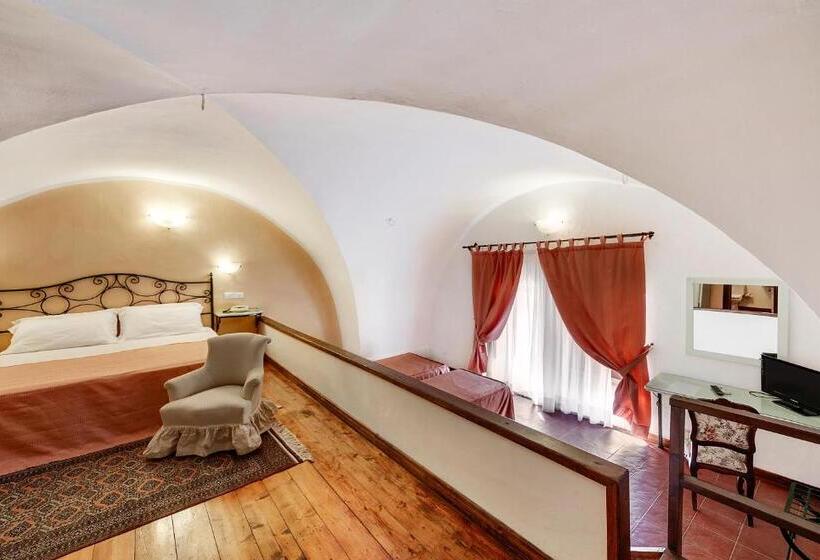 اتاق کلاسیک چهارنفره, Villa Giulia