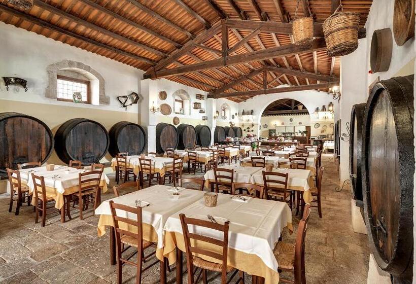 اتاق کلاسیک چهارنفره, Villa Giulia
