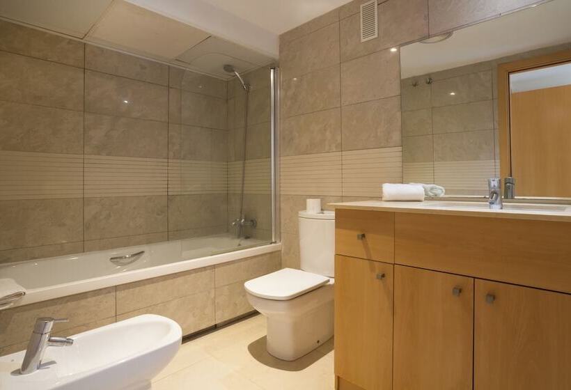 דירת שלושה חדרים, Ibersol Spa Aqquaria
