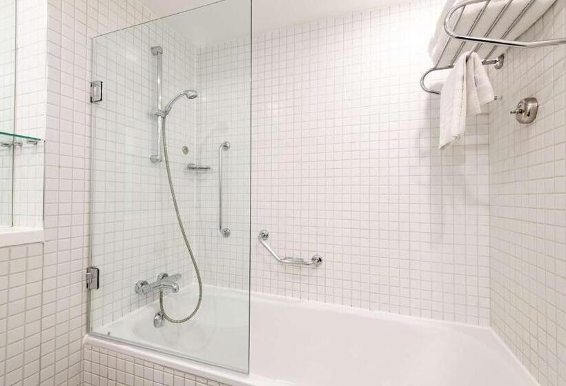 اتاق استاندارد, Radisson Blu Hotel, Birmingham