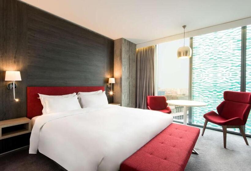 اتاق استاندارد, Radisson Blu Hotel, Birmingham