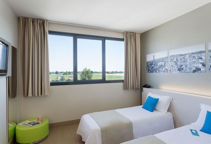 اتاق استاندارد, B&b Hotel Bologna