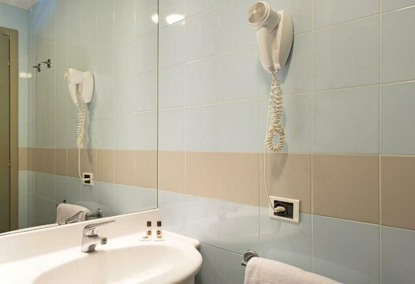 اتاق استاندارد, B&b Hotel Bologna