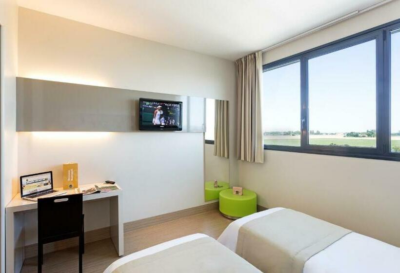 اتاق استاندارد, B&b Hotel Bologna