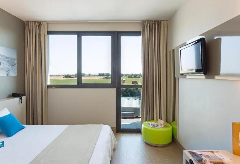 اتاق استاندارد, B&b Hotel Bologna