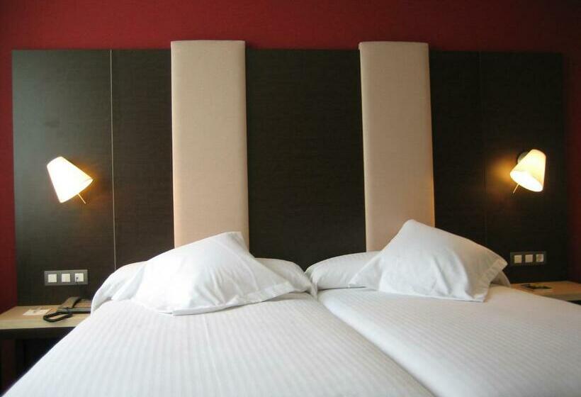 Standard Room, AZZ Pamplona Norte