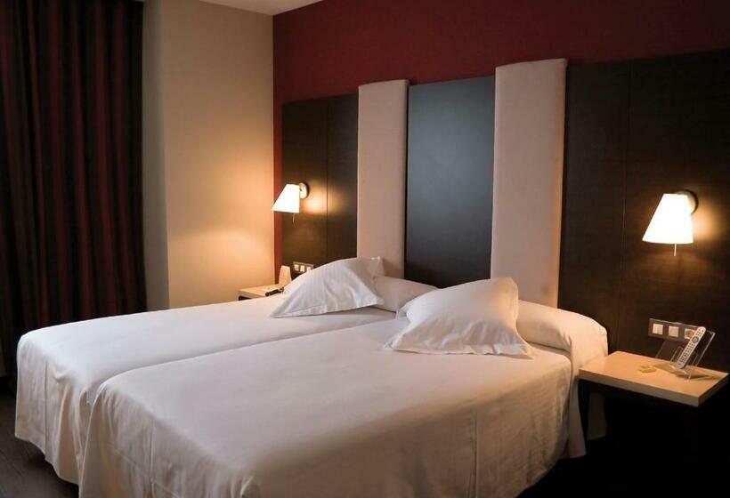 Standard Room, AZZ Pamplona Norte