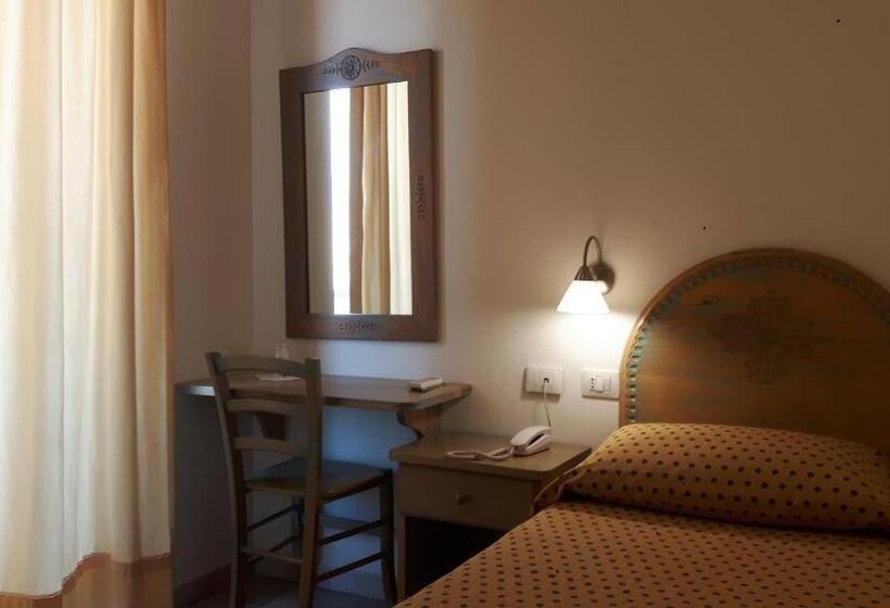 Quarto standart individual, Alghero Vacanze