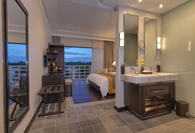 Superior Room River View, Azerai La Residence Hue