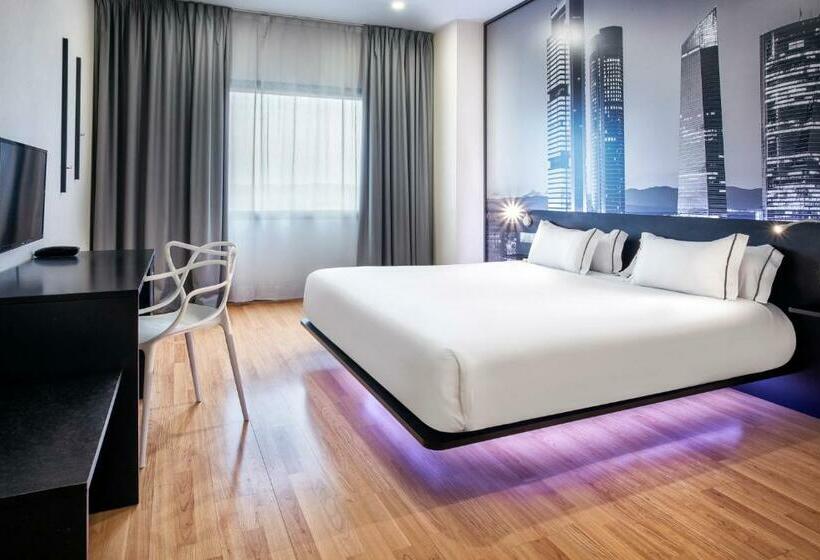 اتاق استاندارد, B&b Hotel Madrid Aeropuerto T4