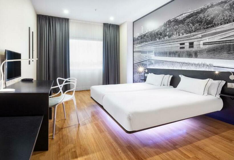 اتاق استاندارد, B&b Hotel Madrid Aeropuerto T4