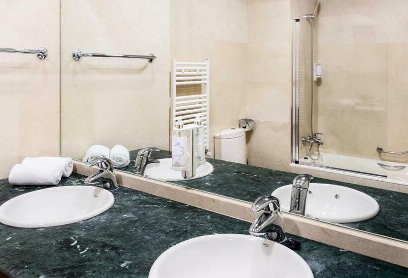 اتاق کلاسیک خانوادگی, B&b Hotel Madrid Aeropuerto T4
