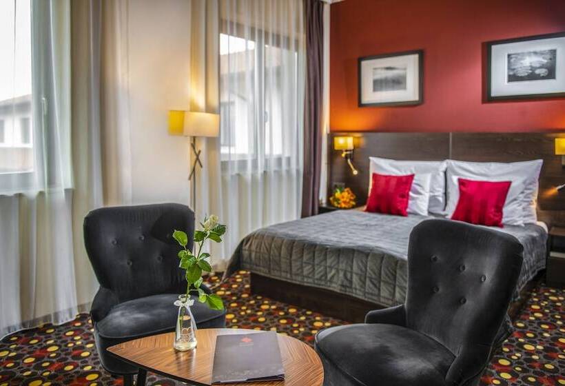 سوییت, Budapest Airport Hotel Stáció Wellness & Konferencia