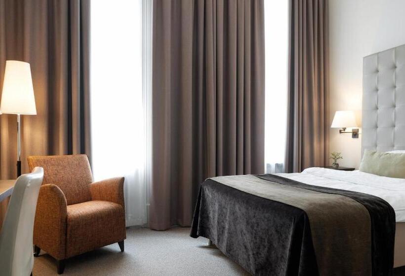 اتاق سوپریور, Elite Hotel Knaust