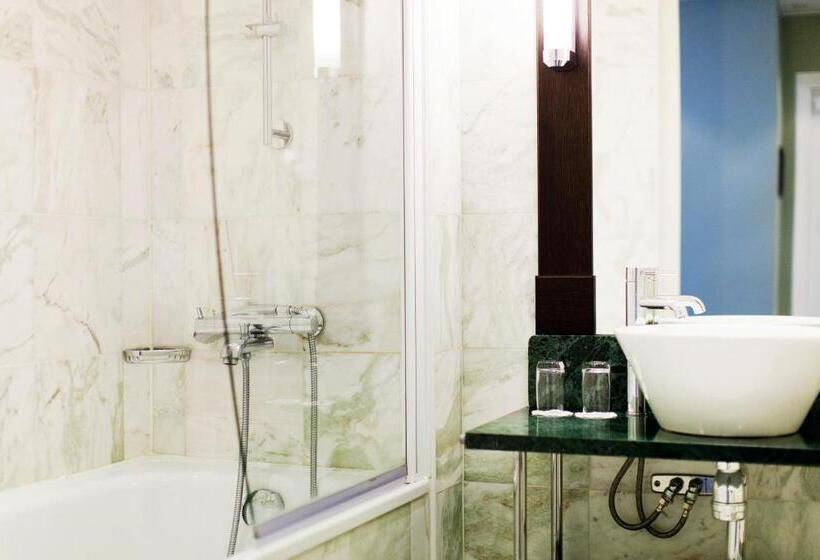 اتاق لوکس, Elite Hotel Knaust
