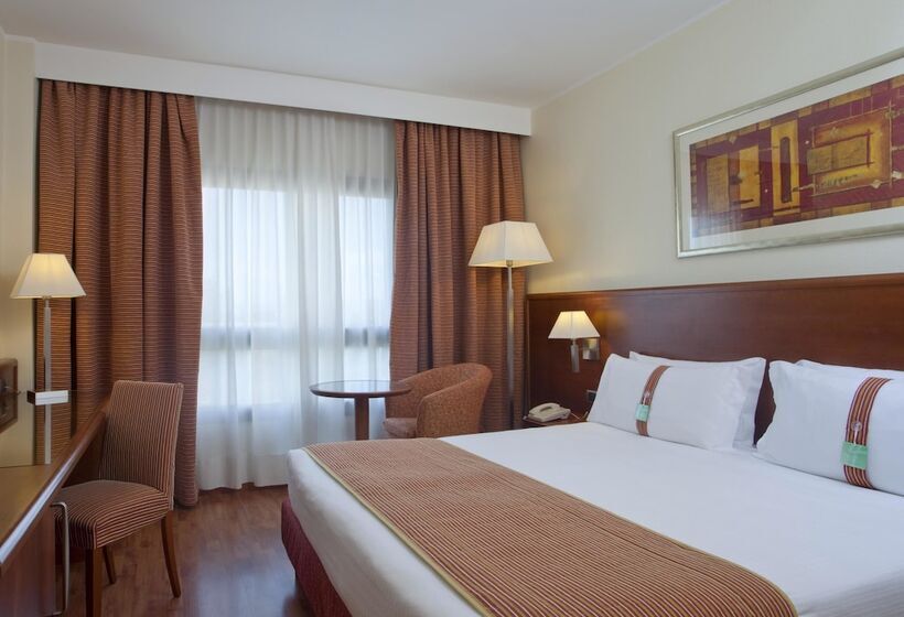 اتاق استاندارد, Holiday Inn Cagliari