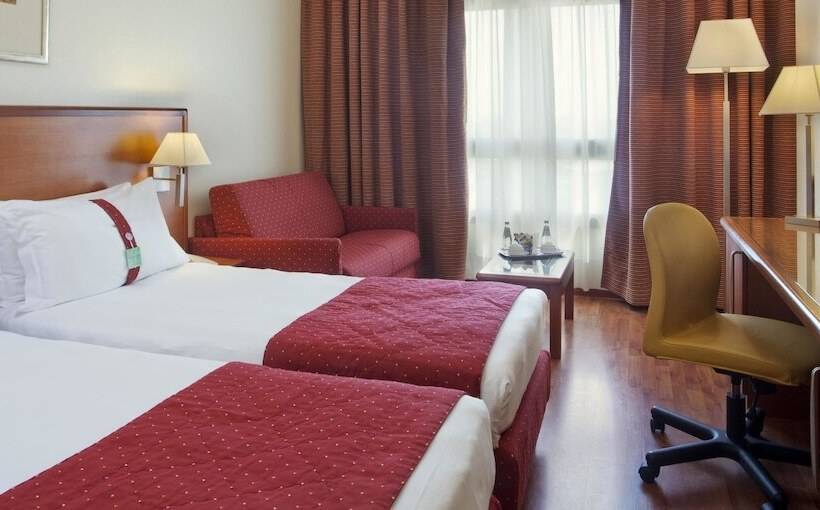 اتاق پرمیوم, Holiday Inn Cagliari, An Ihg