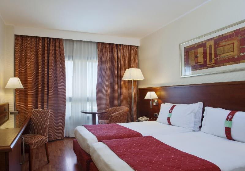 اتاق استاندارد, Holiday Inn Cagliari, An Ihg