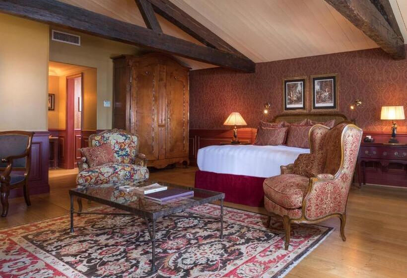 سوییت لوکس, Hôtel De Toiras