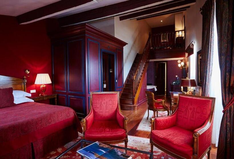 سوییت لوکس, Hôtel De Toiras