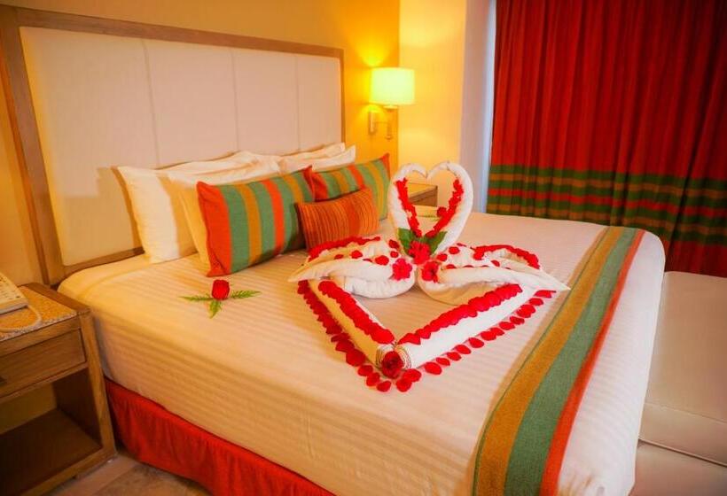 سوییت جونیور, Tesoro Ixtapa Beach Resort