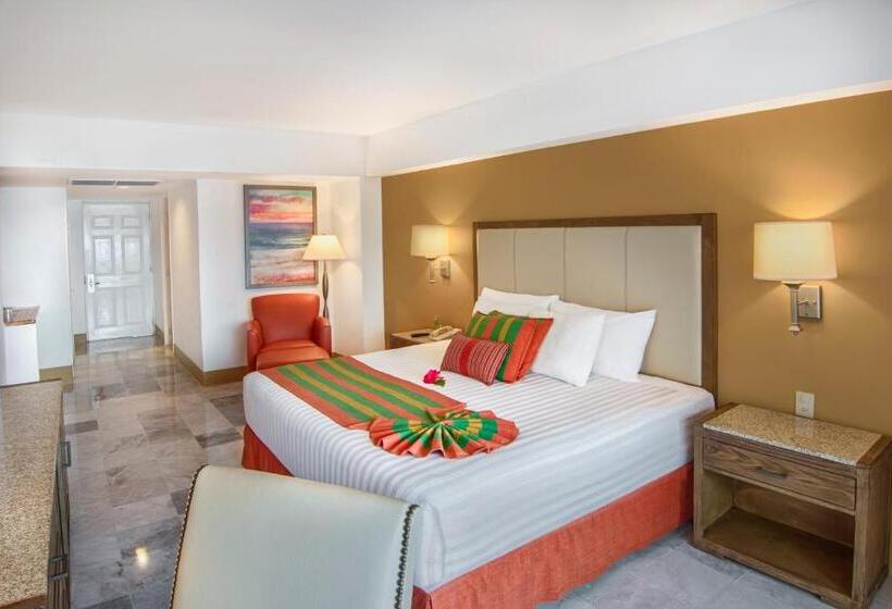 سوییت جونیور, Tesoro Ixtapa Beach Resort