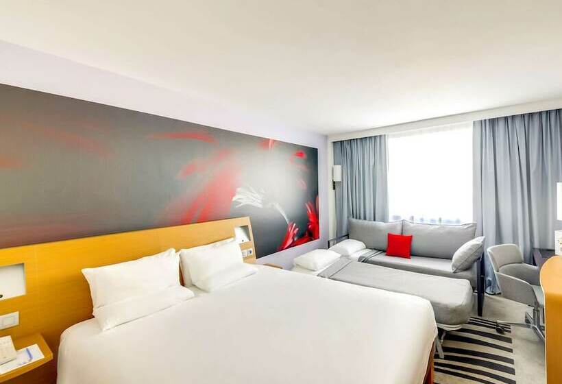 Chambre Familiale, Novotel Paris Centre Gare Montparnasse