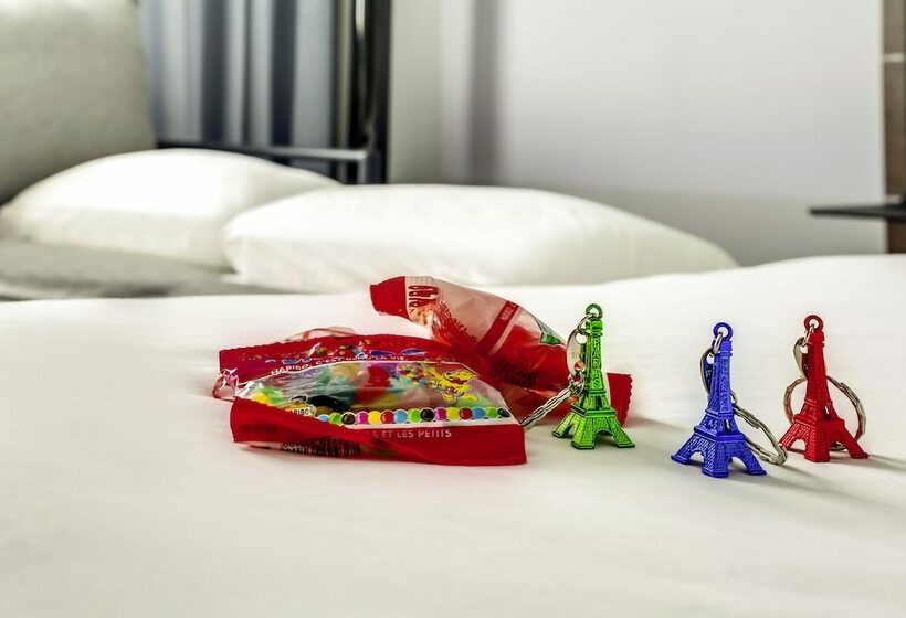 Chambre Familiale, Novotel Paris Centre Gare Montparnasse