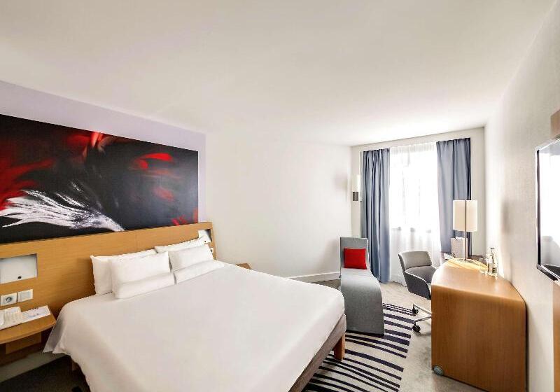 Chambre Supérieure, Novotel Paris Centre Gare Montparnasse