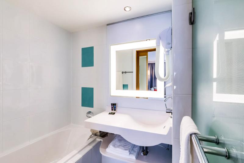Chambre Classique, Novotel Paris Centre Gare Montparnasse