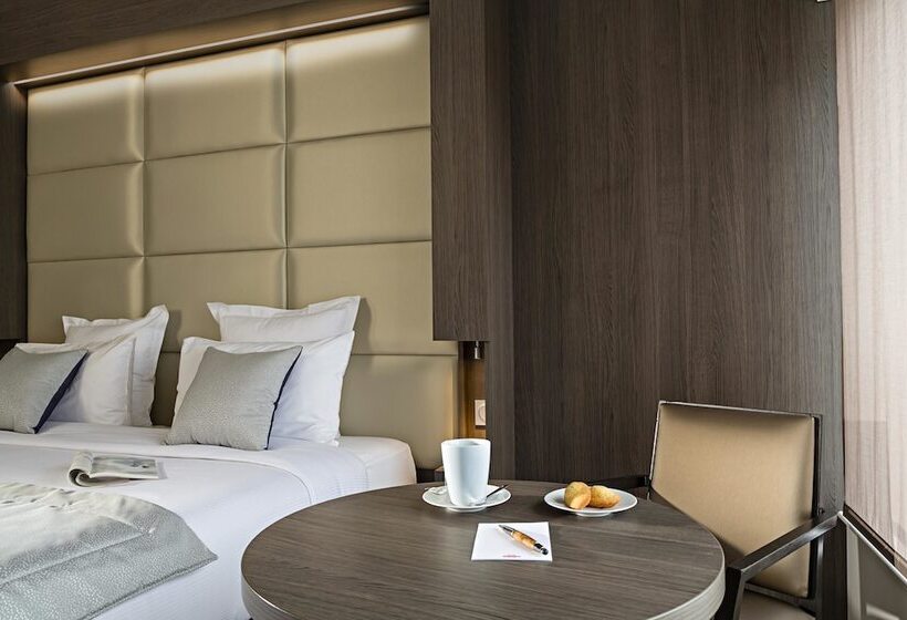 استودیو اجرایی, Residhome Courbevoie La Défense