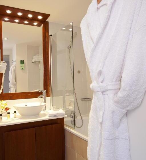 استودیوی استاندارد, Residhome Courbevoie La Défense