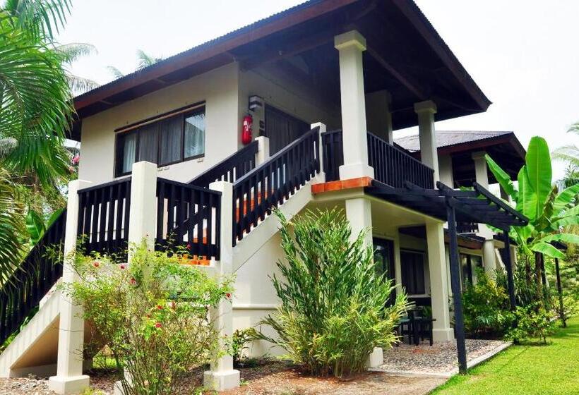 اتاق استاندارد با چشم‌انداز باغ, Warwick Le Lagon Resort & Spa, Vanuatu