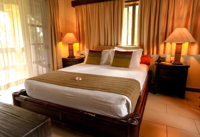 اتاق استاندارد با چشم‌انداز دریاچه, Warwick Le Lagon Resort & Spa, Vanuatu