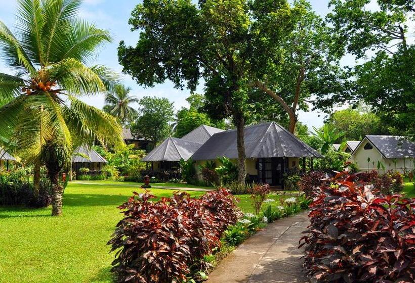 ویلای استاندارد با چشم‌انداز باغ, Warwick Le Lagon Resort & Spa, Vanuatu